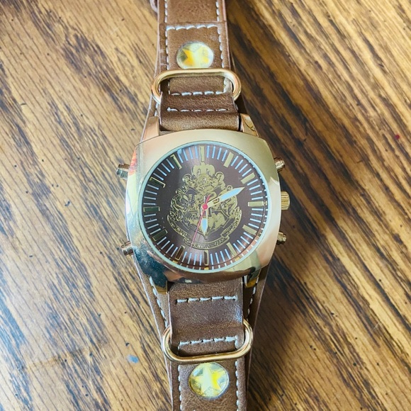 Harry Potter Watch - Picture 2 of 2